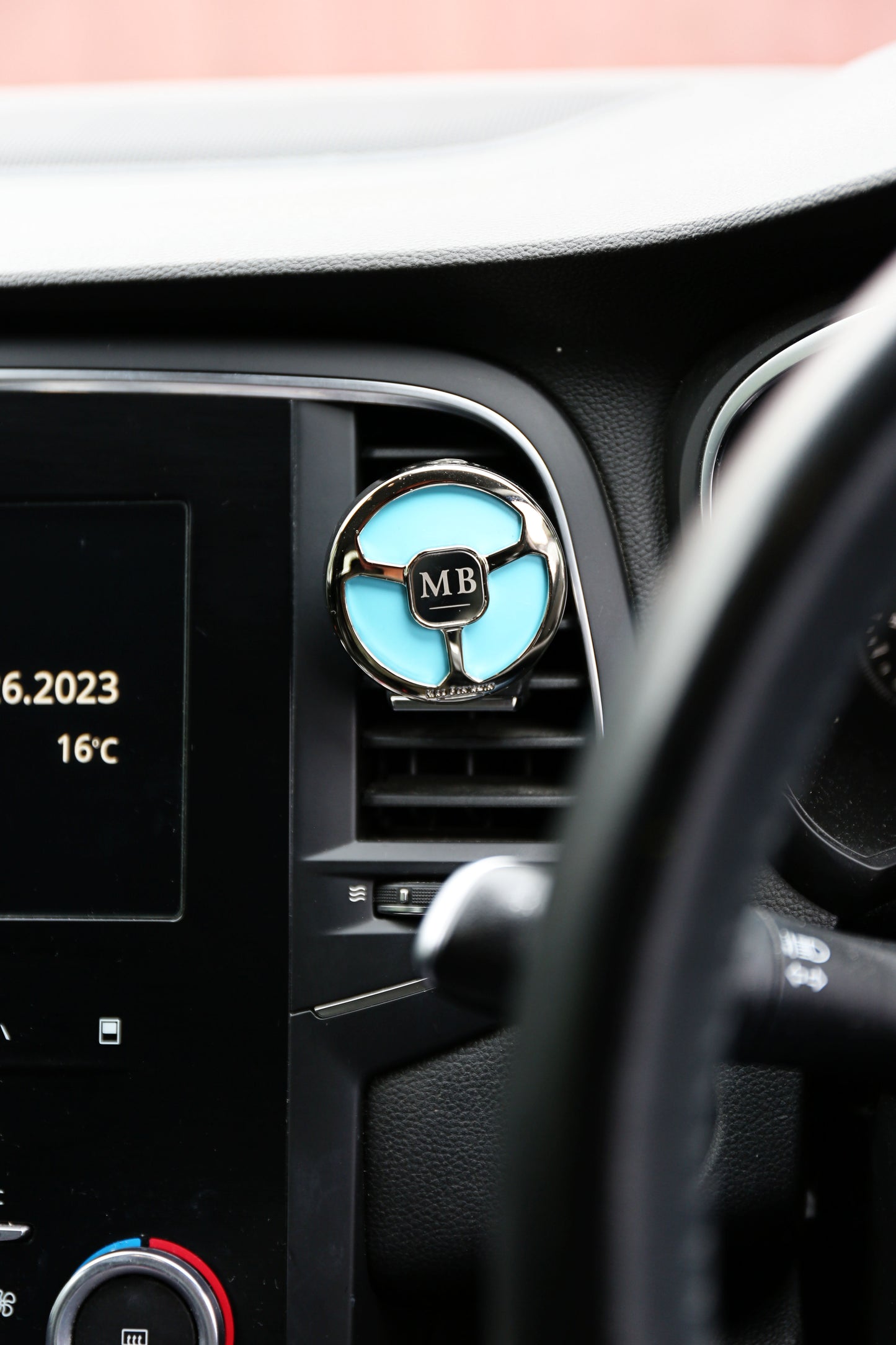 Max Benjamin – Acqua Viva Car Fragrance Dispenser